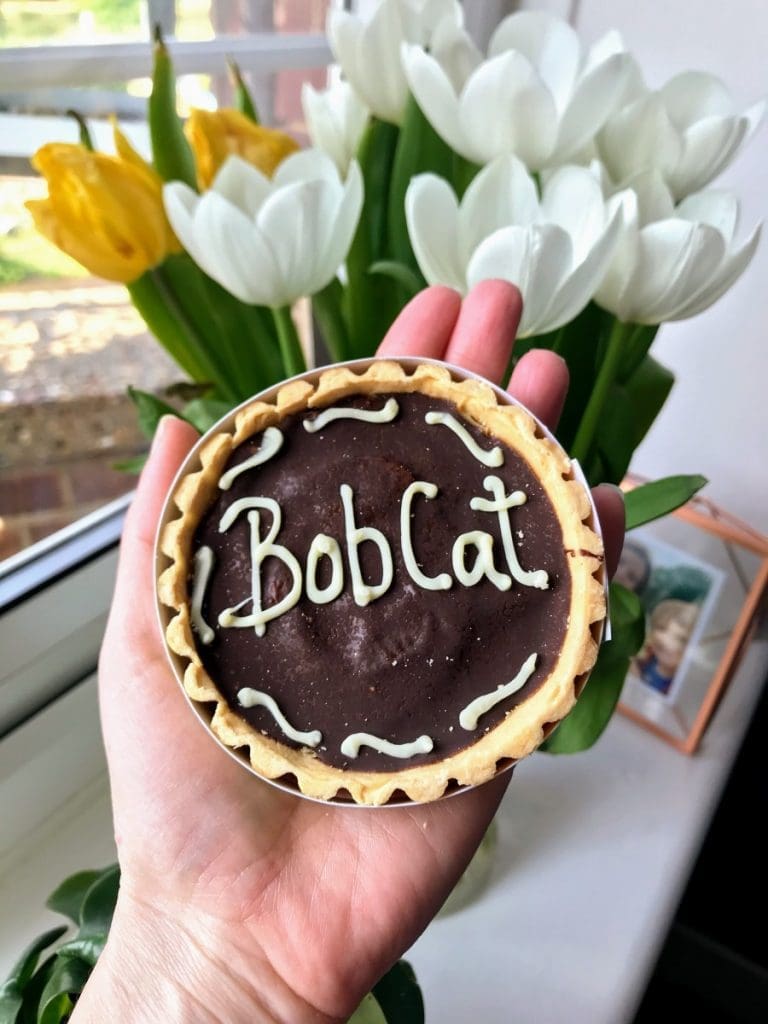 millionaire's tart from oast to host