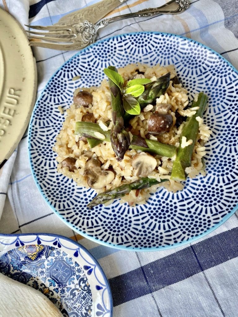 Asparagus and Mushroom Pilaf (Vegan)