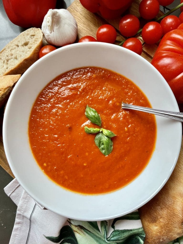 Roasted Pepper and Tomato Soup Roasted Pepper and Tomato Soup